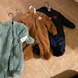 Baby boy snow suits 0-3 months!